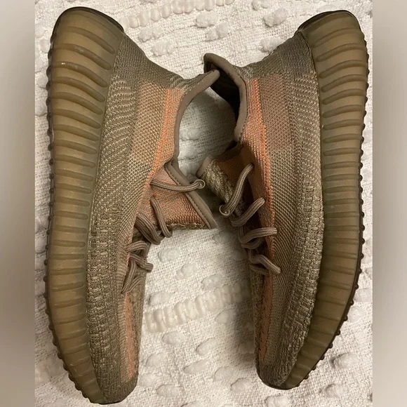 Yeezy boost 350 desert taupe